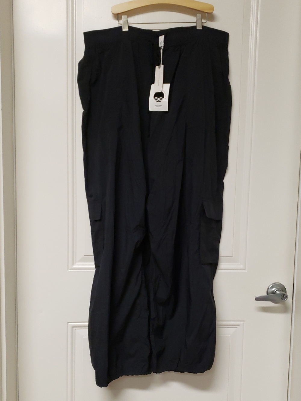 Anthropologie Women's Black Cargo Wide-Leg Joggers NWT
